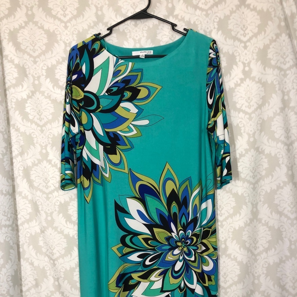 Studio One Dress M - Picture 7 of 7